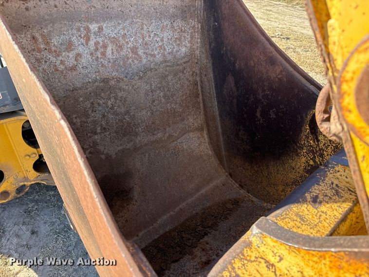 image for item EP0962 2005 John Deere 310G backhoe