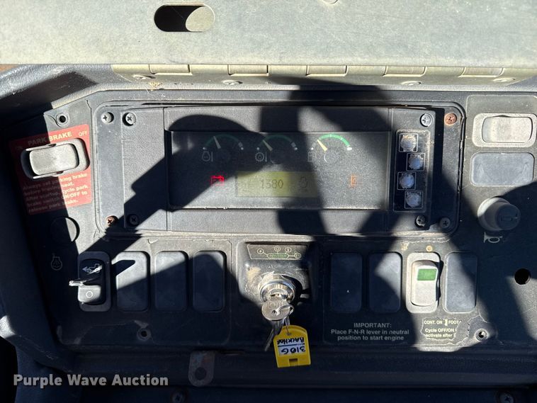 image for item EP0962 2005 John Deere 310G backhoe