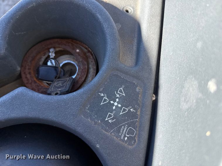 image for item EP0962 2005 John Deere 310G backhoe