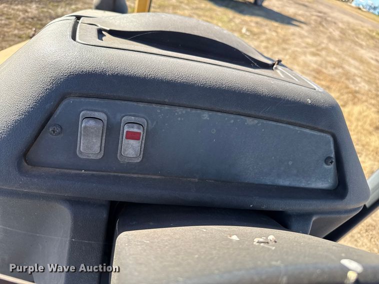 image for item EP0962 2005 John Deere 310G backhoe