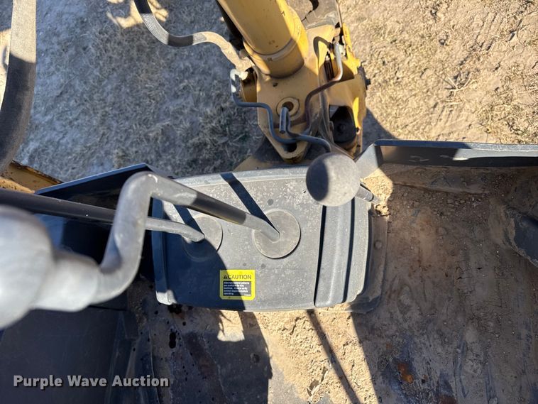 image for item EP0962 2005 John Deere 310G backhoe