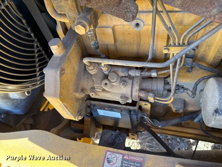 image for item EP0962 2005 John Deere 310G backhoe