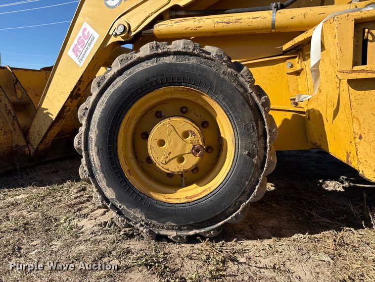image for item EP0962 2005 John Deere 310G backhoe