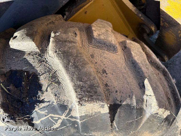 image for item EP0962 2005 John Deere 310G backhoe