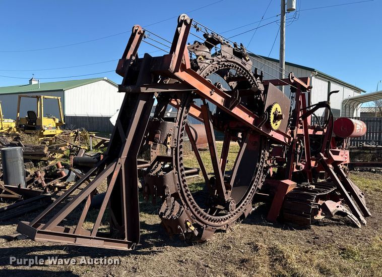 image for item EP0964 Cleveland 110 bucket wheel trencher