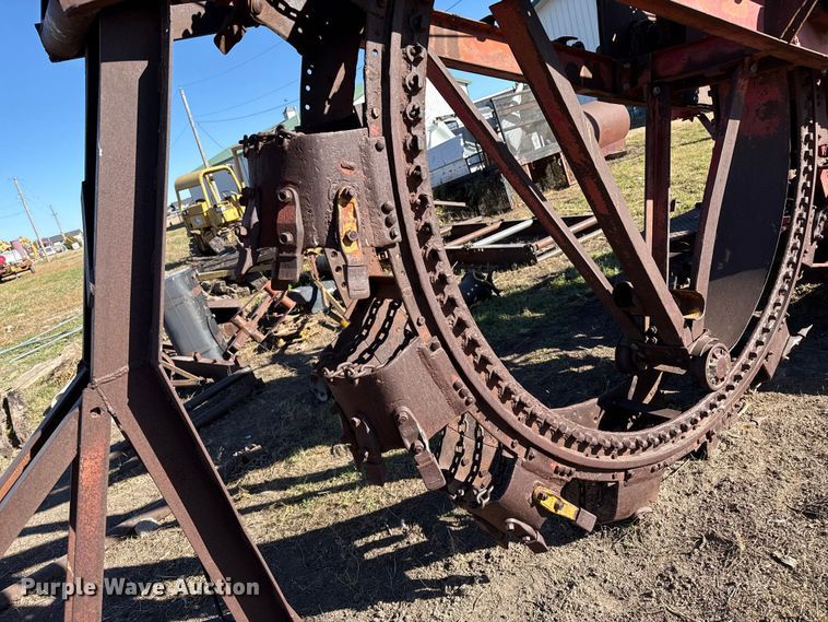 image for item EP0964 Cleveland 110 bucket wheel trencher