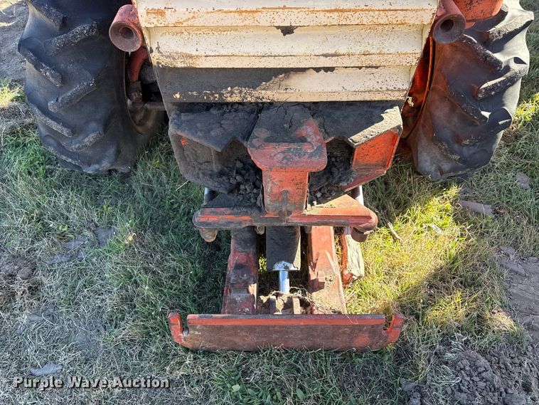 image for item EP0965 Ditch Witch R40 trencher