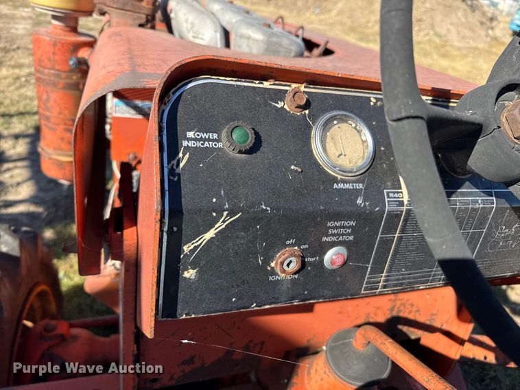 image for item EP0965 Ditch Witch R40 trencher