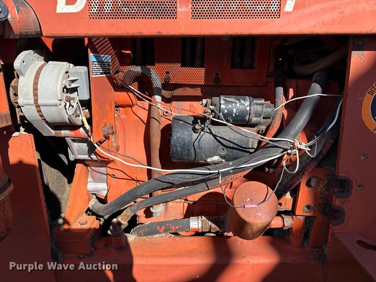 image for item EP0965 Ditch Witch R40 trencher