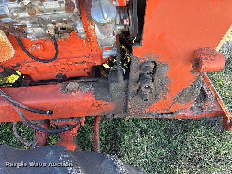 image for item EP0965 Ditch Witch R40 trencher