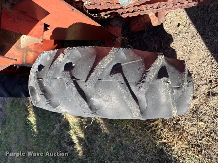 image for item EP0965 Ditch Witch R40 trencher