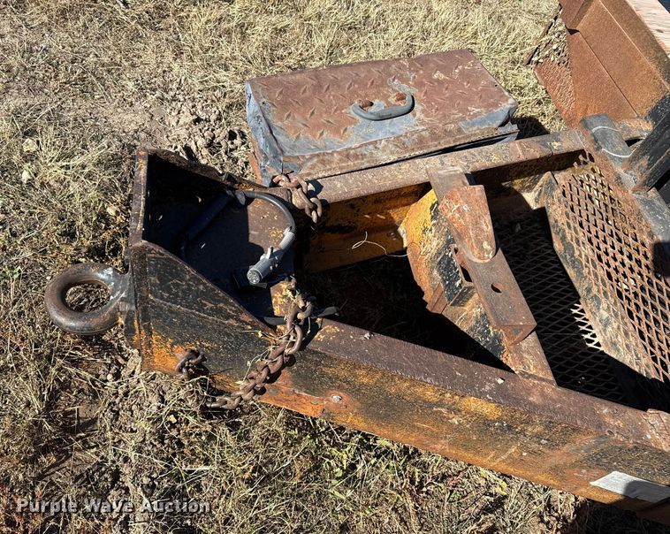 image for item EP0968 1994 Belshe T9 equipment trailer