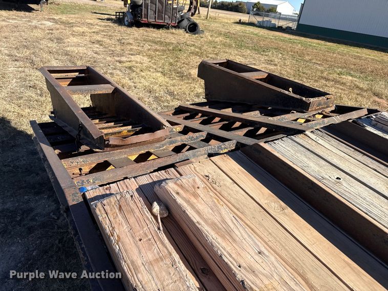 image for item EP0968 1994 Belshe T9 equipment trailer