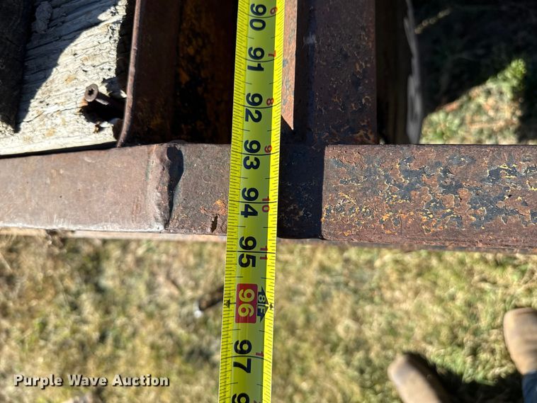 image for item EP0968 1994 Belshe T9 equipment trailer