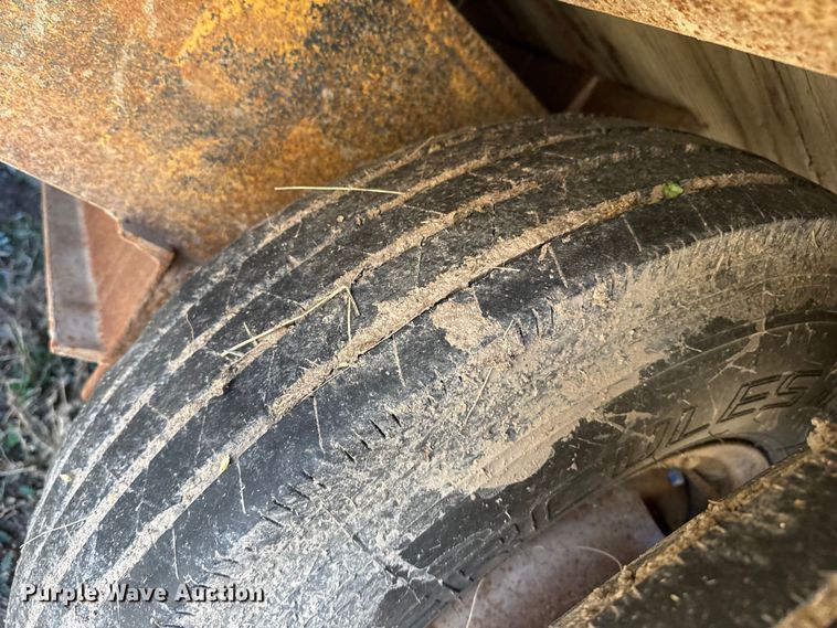 image for item EP0968 1994 Belshe T9 equipment trailer