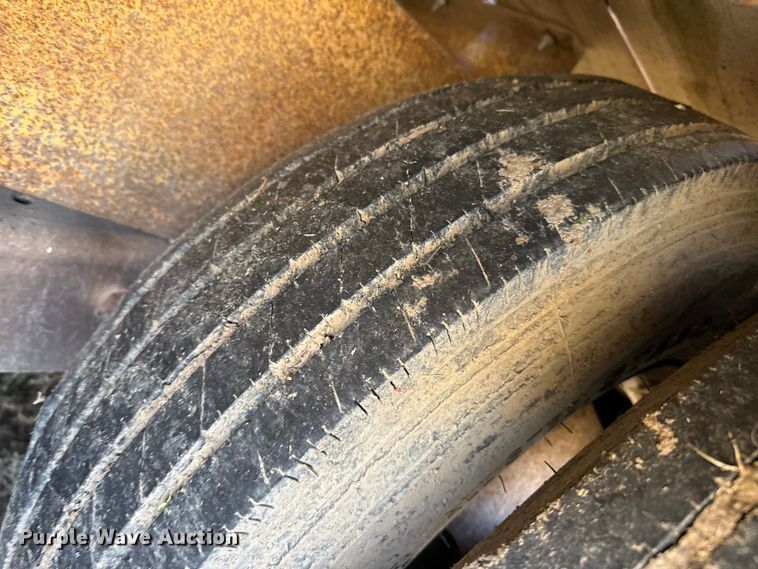 image for item EP0968 1994 Belshe T9 equipment trailer