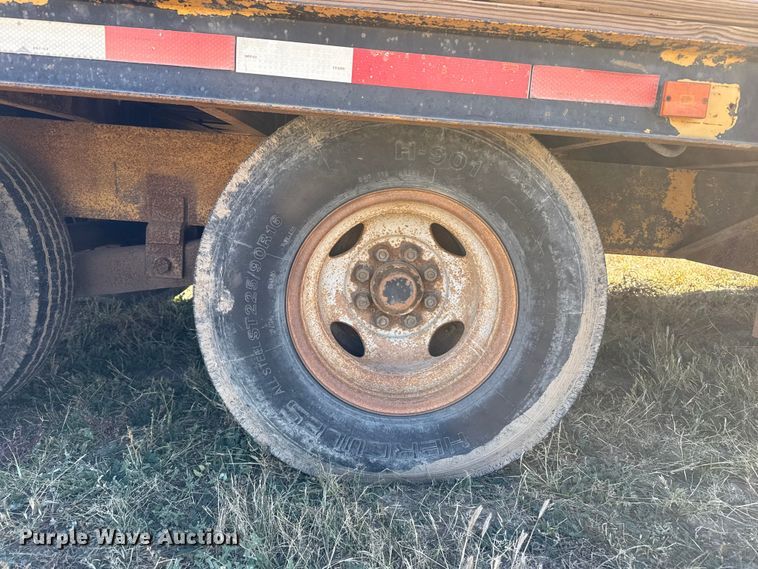 image for item EP0968 1994 Belshe T9 equipment trailer