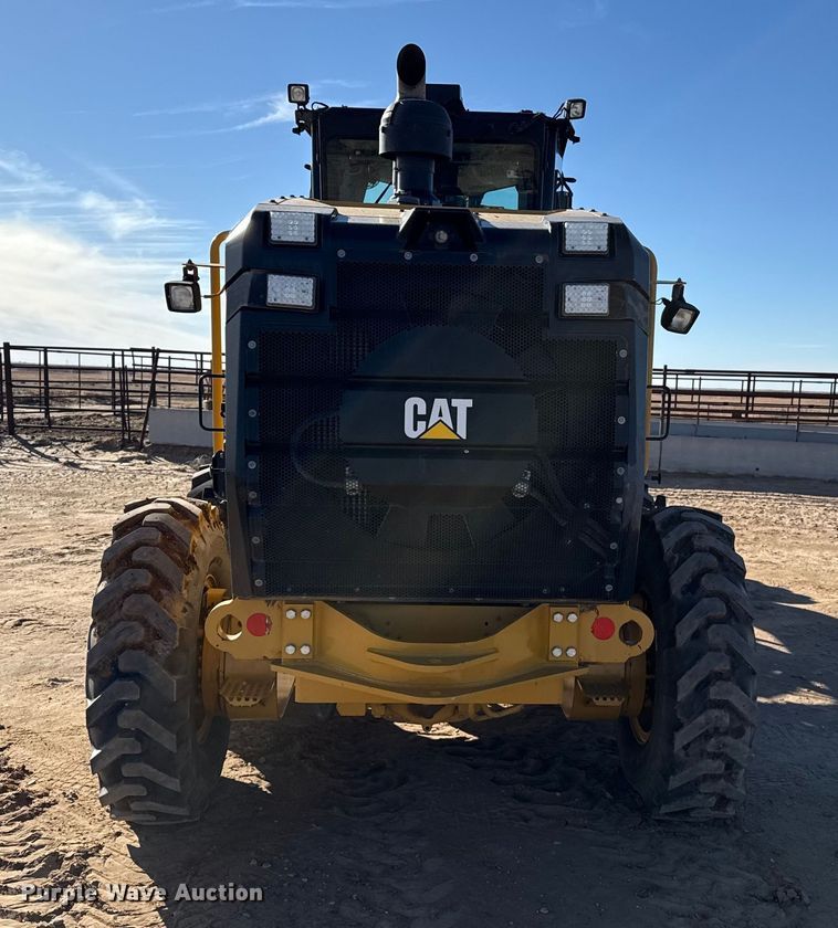 image for item EP2540 2014 Caterpillar 12M2 motor grader