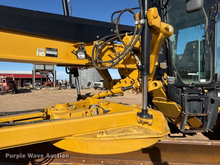 image for item EP2540 2014 Caterpillar 12M2 motor grader