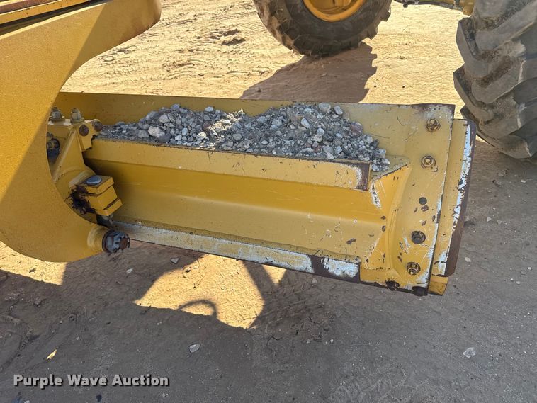 image for item EP2540 2014 Caterpillar 12M2 motor grader