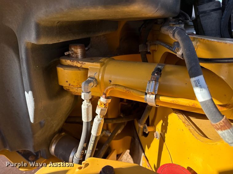 image for item EP2540 2014 Caterpillar 12M2 motor grader