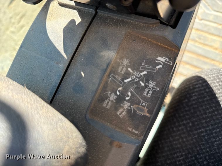 image for item EP2540 2014 Caterpillar 12M2 motor grader