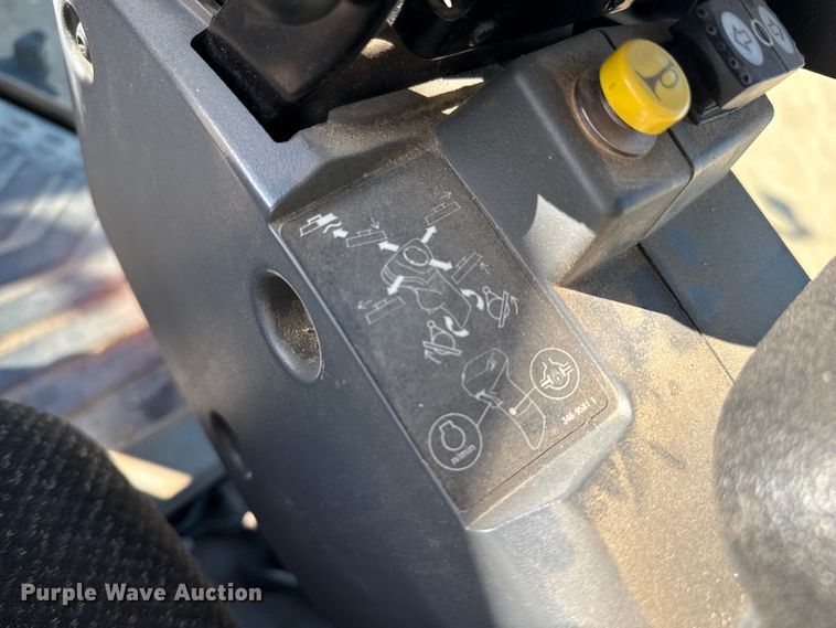 image for item EP2540 2014 Caterpillar 12M2 motor grader