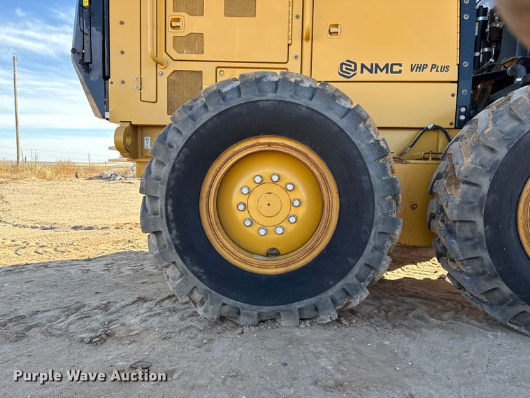 image for item EP2540 2014 Caterpillar 12M2 motor grader