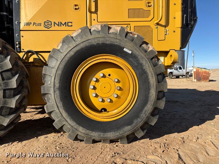 image for item EP2540 2014 Caterpillar 12M2 motor grader