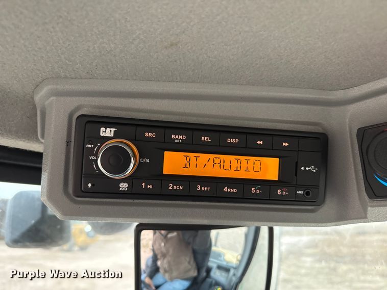 image for item EP2577 2023 Caterpillar 908 wheel loader