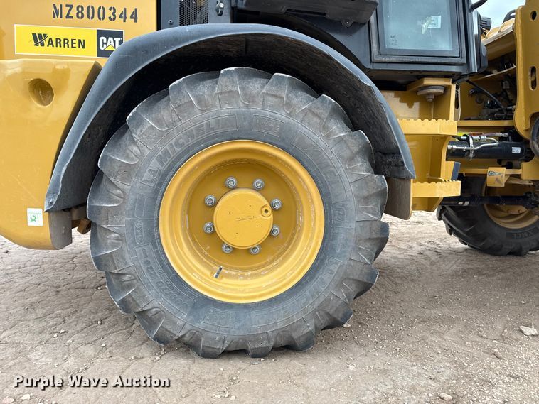 image for item EP2577 2023 Caterpillar 908 wheel loader