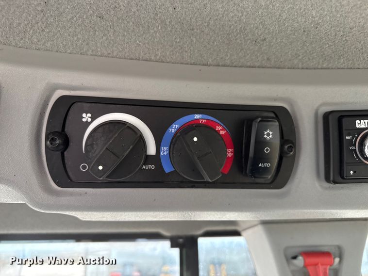 image for item EP2578 2023 Caterpillar 930M wheel loader