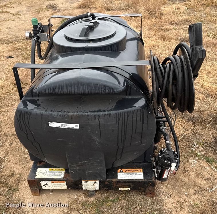 image for item EP2585 (2) tanks