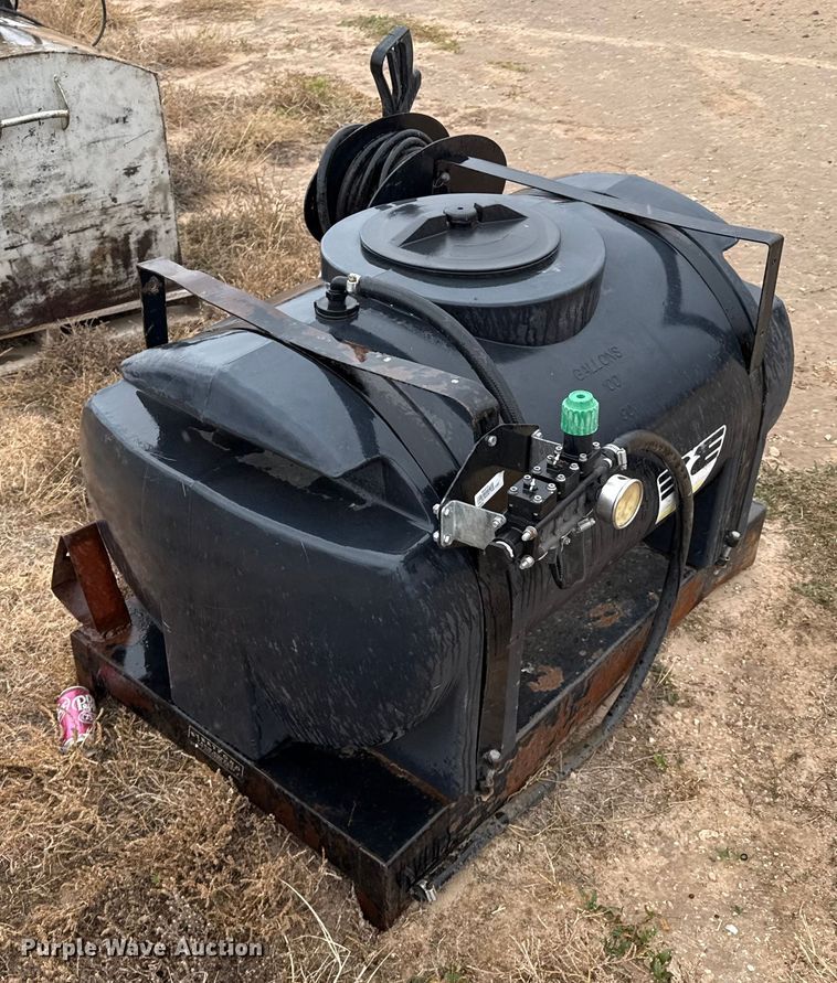 image for item EP2585 (2) tanks