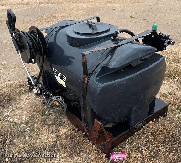 image for item EP2585 (2) tanks