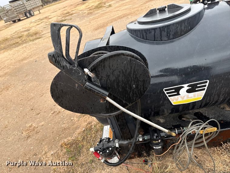 image for item EP2585 (2) tanks