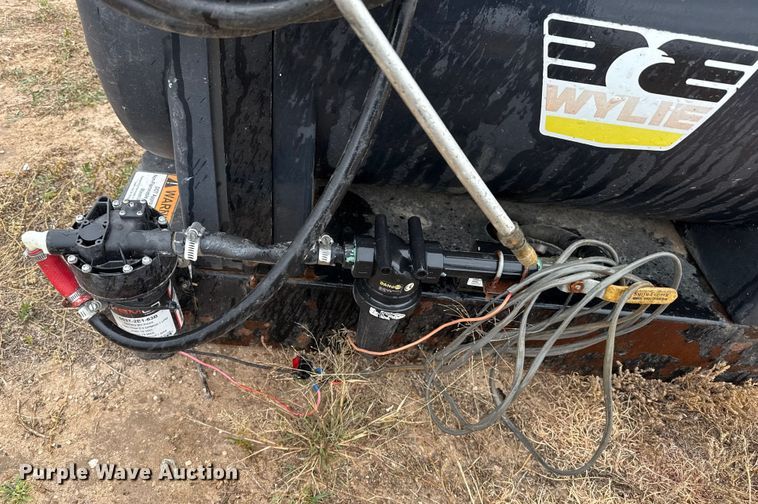 image for item EP2585 (2) tanks