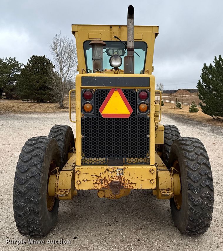 image for item EP2587 1989 Caterpillar 120G motor grader