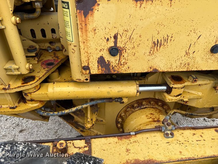 image for item EP2587 1989 Caterpillar 120G motor grader