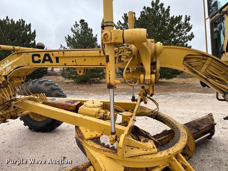 image for item EP2587 1989 Caterpillar 120G motor grader