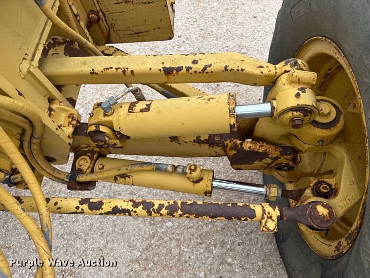 image for item EP2587 1989 Caterpillar 120G motor grader