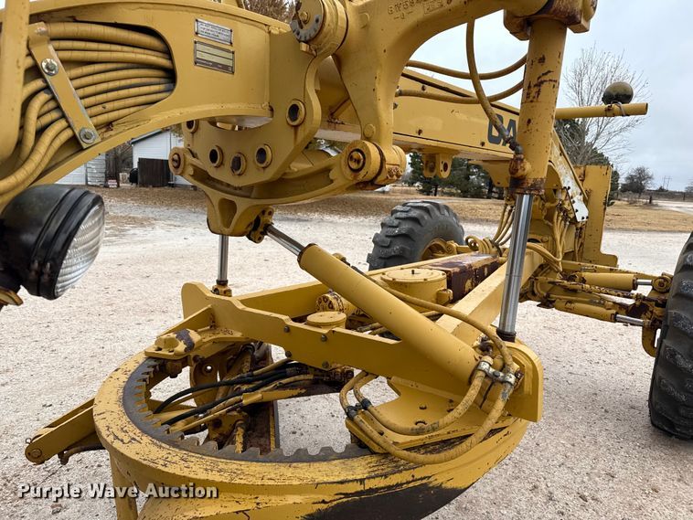 image for item EP2587 1989 Caterpillar 120G motor grader
