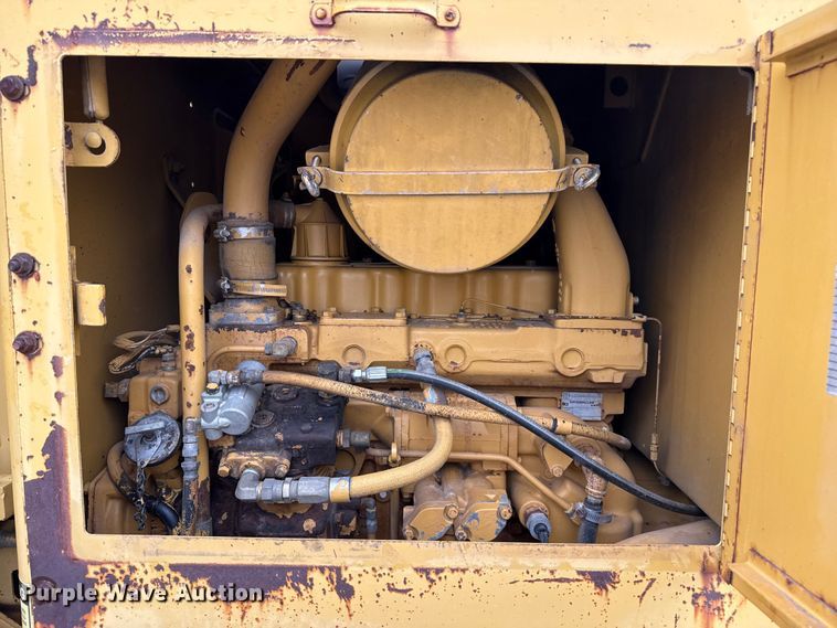 image for item EP2587 1989 Caterpillar 120G motor grader