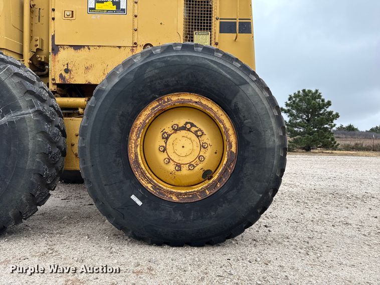 image for item EP2587 1989 Caterpillar 120G motor grader