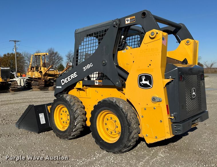 image for item ER0237 2017 John Deere 318G skid steer loader