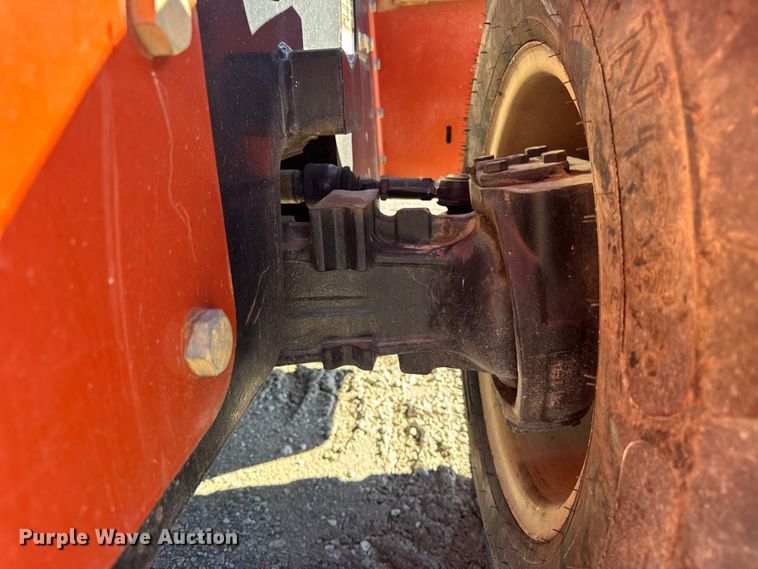 image for item ER0238 2004 Ditch Witch RT55 trencher