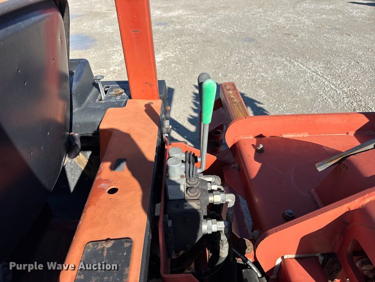 image for item ER0238 2004 Ditch Witch RT55 trencher