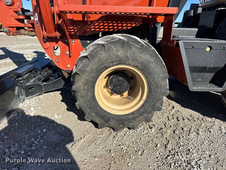 image for item ER0238 2004 Ditch Witch RT55 trencher