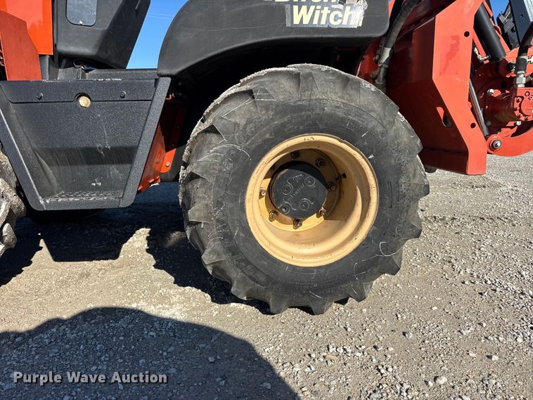 image for item ER0238 2004 Ditch Witch RT55 trencher