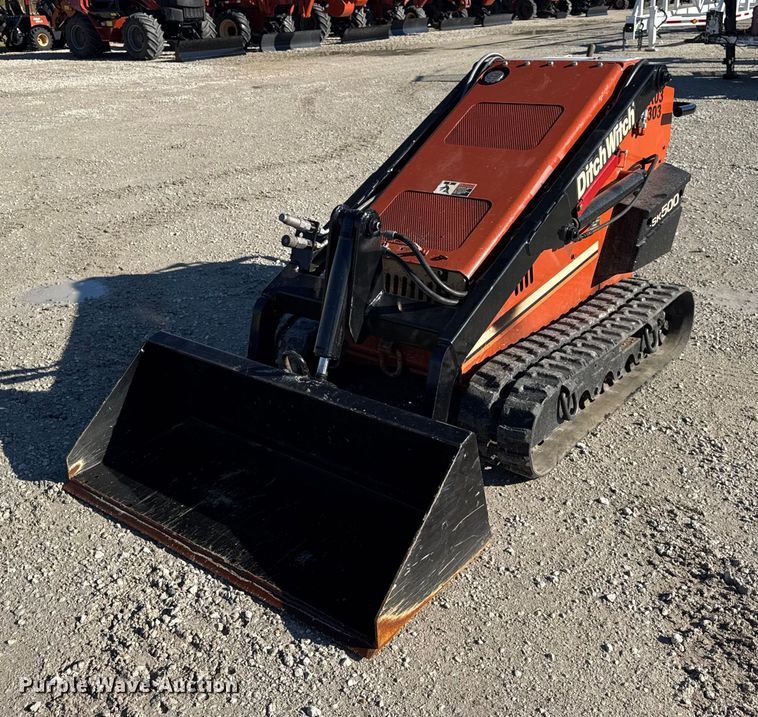 image for item ER0239 2005 Ditch Witch SK500 compact utility loader